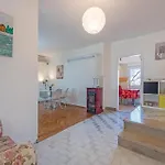 Two-bedroom In Appartement